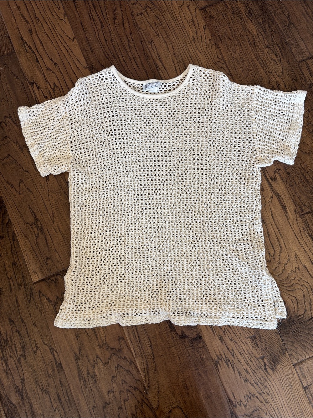 Vintage Softouch Short Sleeve Open Stitch Crochet Mesh Sweater Top in Cream